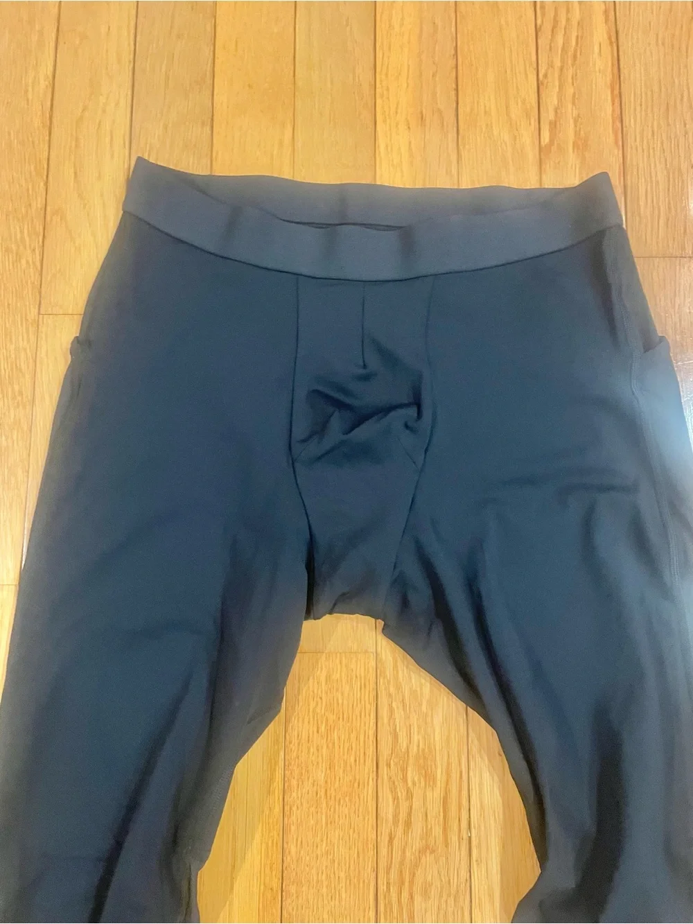 NWOT -Lululemon Men’s Surge Light 3/4 Tight 25’´ Black Reflective Accent Size L - Picture 6 of 14